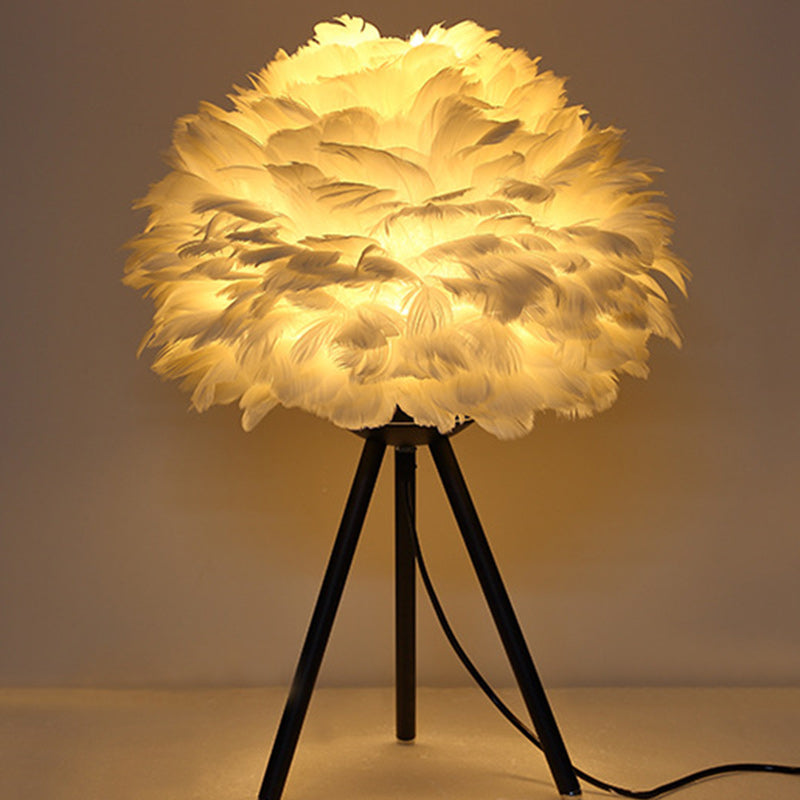 Feather Tripod Iron Frame Table Lamp