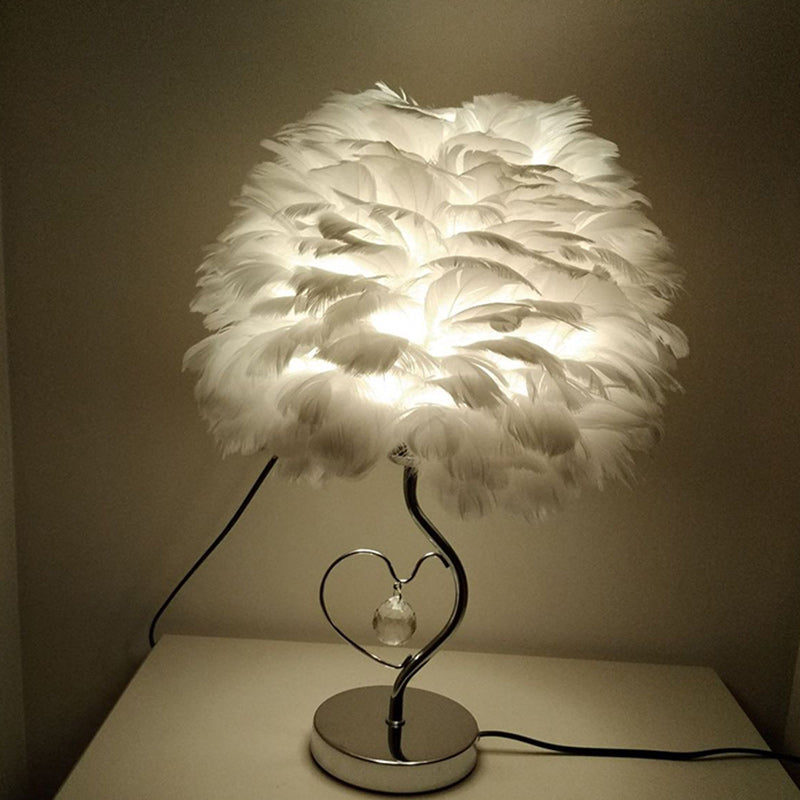 Heart Feather Iron Rod Table Lamp