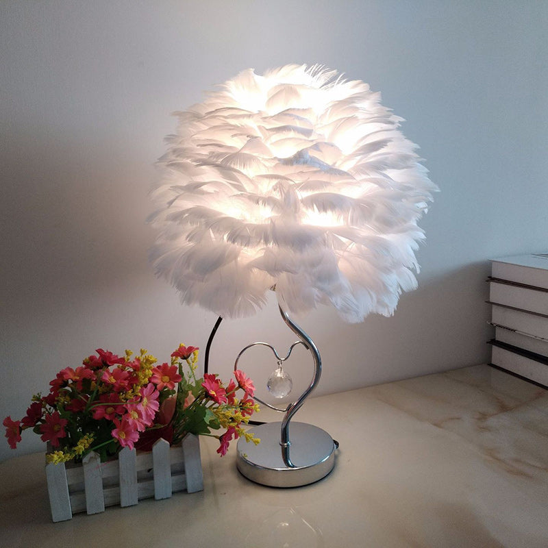 Heart Feather Iron Rod Table Lamp