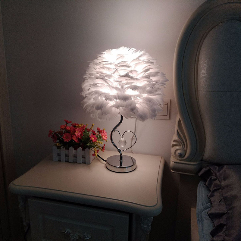 Heart Feather Iron Rod Table Lamp