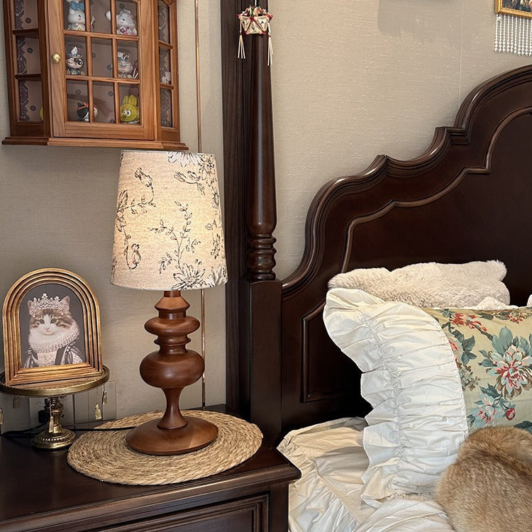 Round Solid Wood Trapezoidal Table Lamp