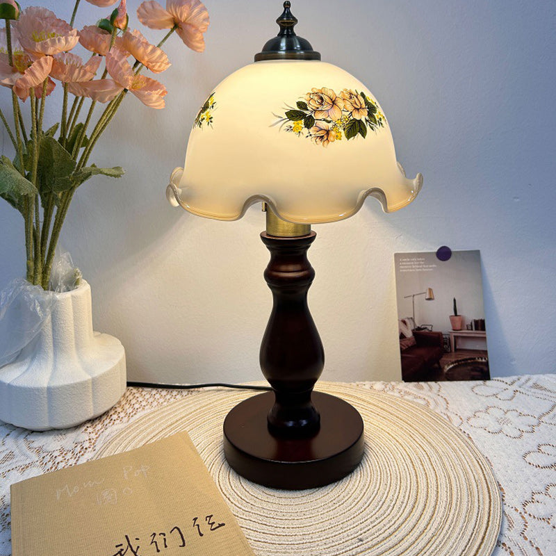 Dome Flower Solid Wood Table Lamp