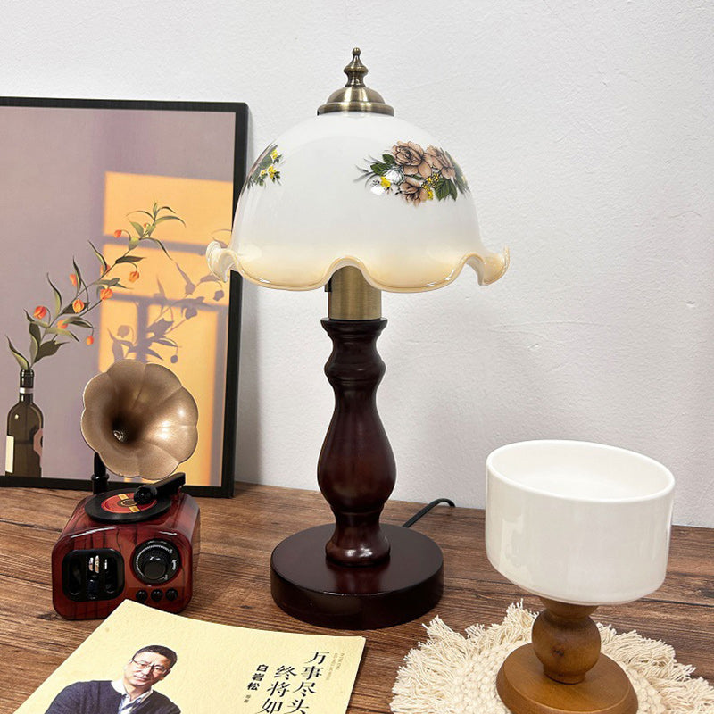 Dome Flower Solid Wood Table Lamp