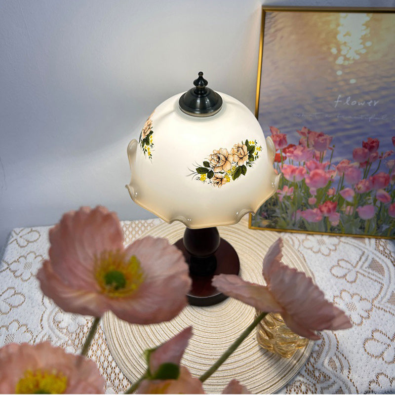 Dome Flower Solid Wood Table Lamp