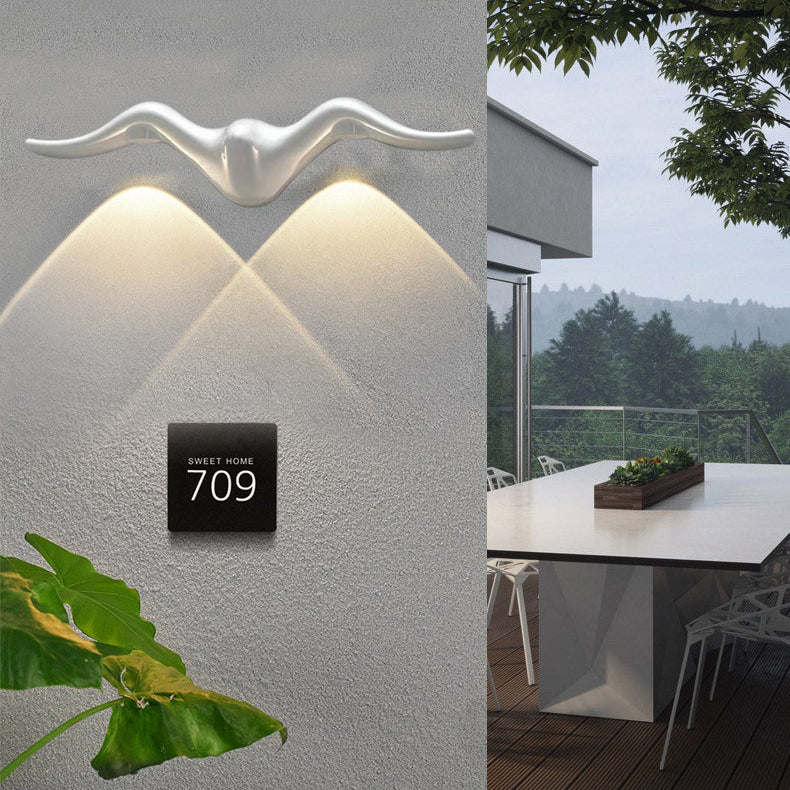 Line Wave Aluminum Patio Outdoor Light