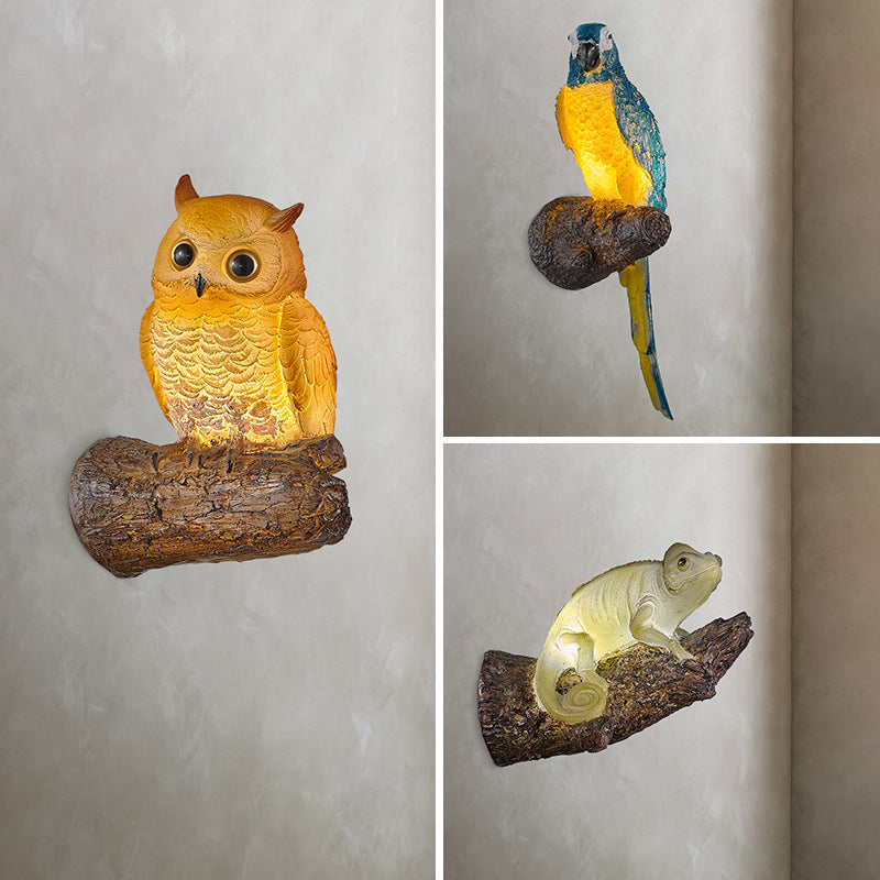 Owl Parrot Lizard Resin Wall Lamp