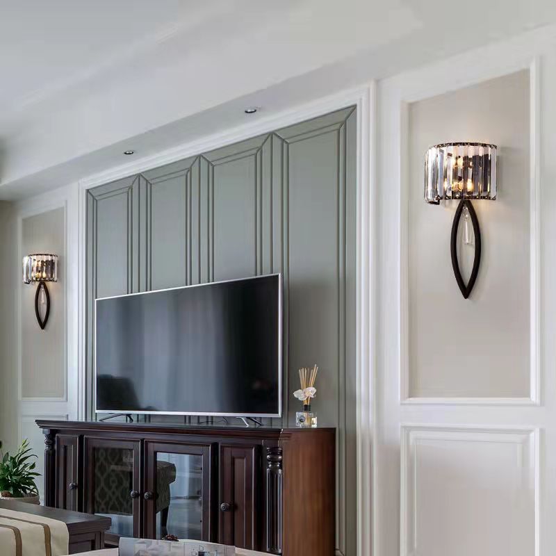 Half Circle Striped Iron 2-Light Wall Lamp