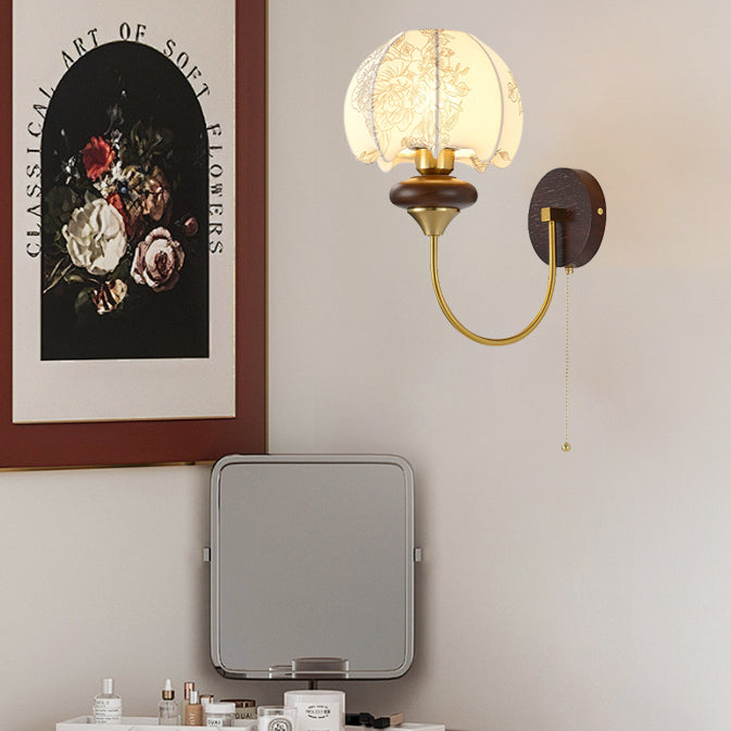Round Dome Floral Printed Wall Lamp