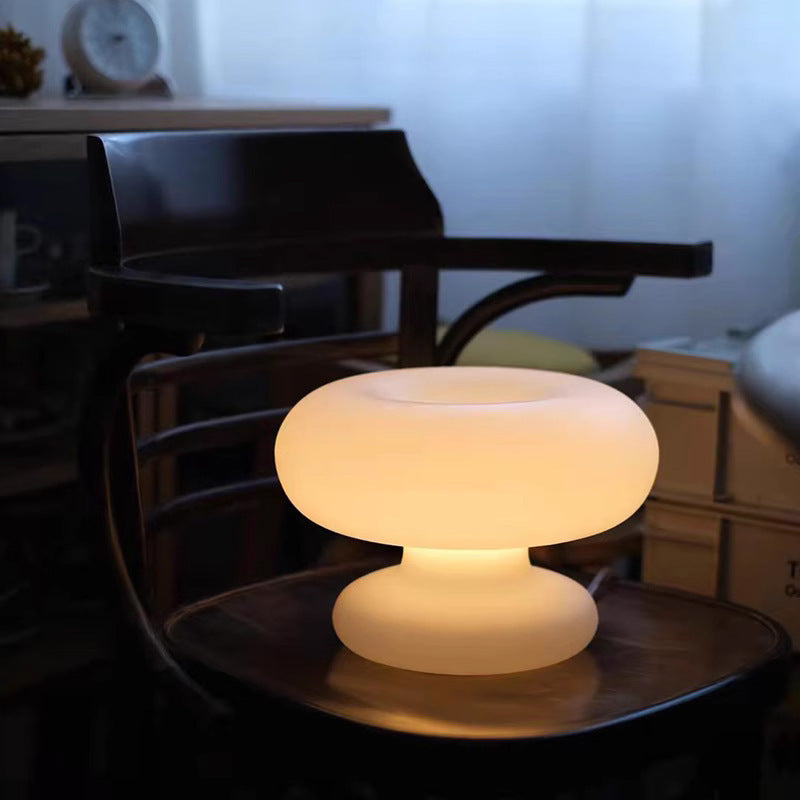 Round Donut Shape Glass Table Lamp