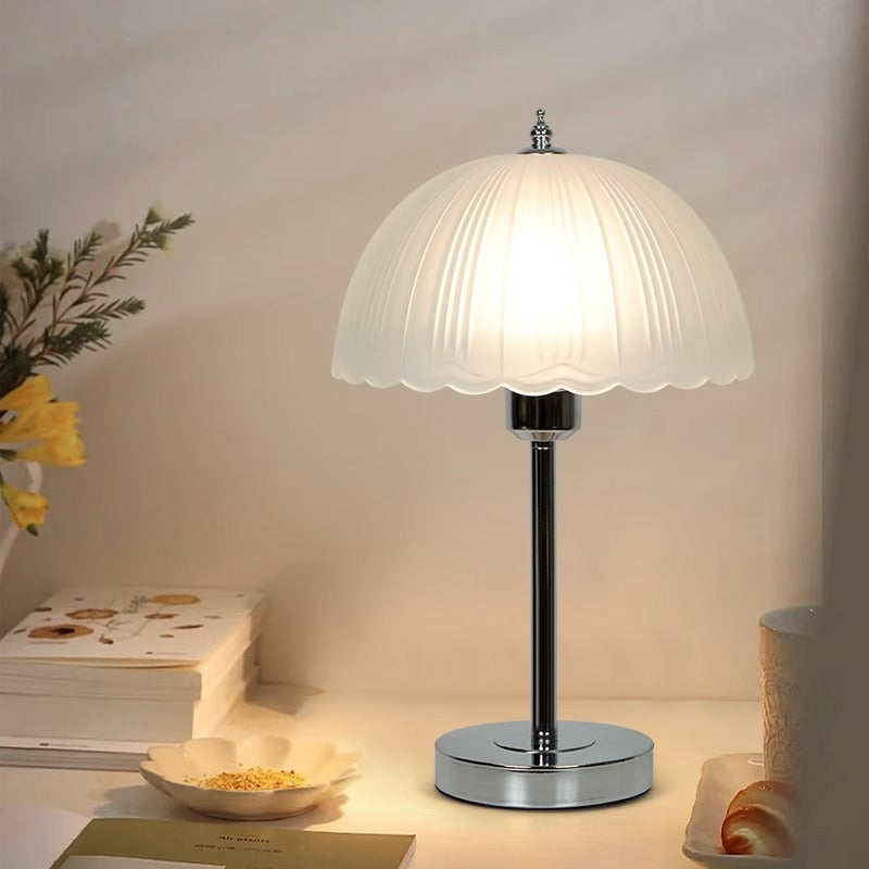 Half Dome Lace Iron Table Lamp