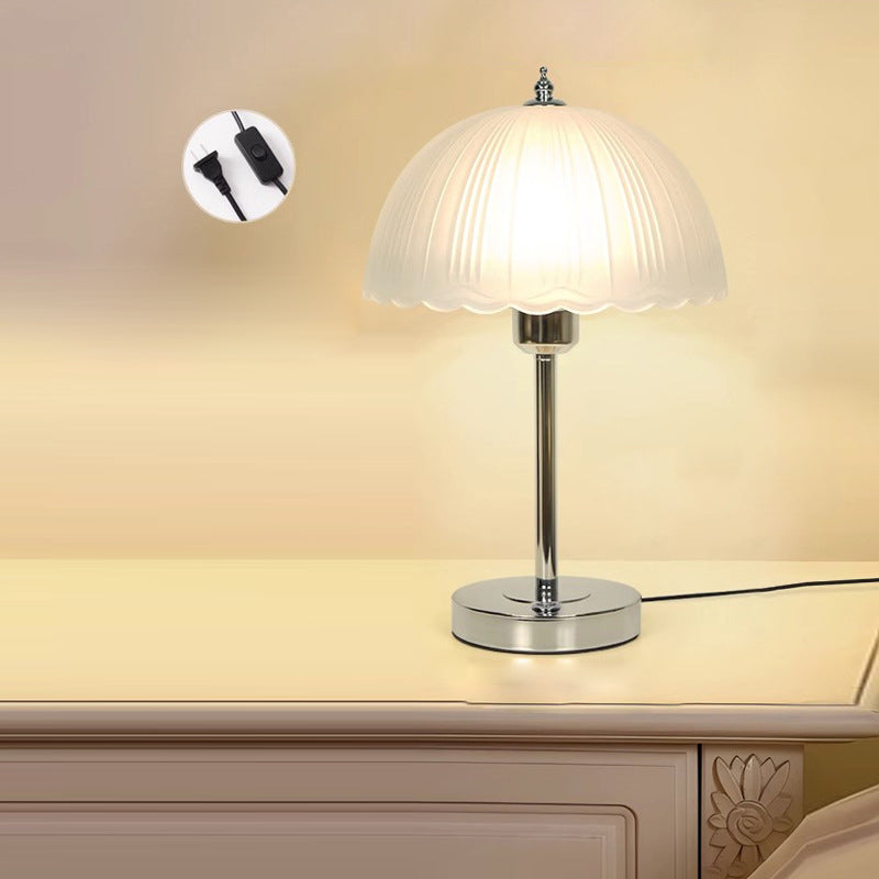 Half Dome Lace Iron Table Lamp