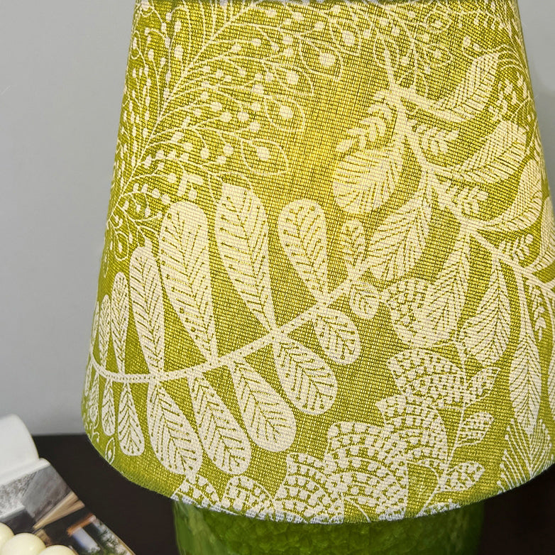Round Vase Ceramic Leaf Table Lamp