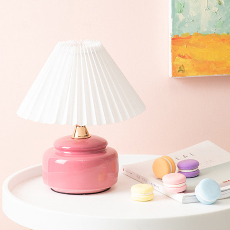 Round Ceramic Pleated Fabric Table Lamp