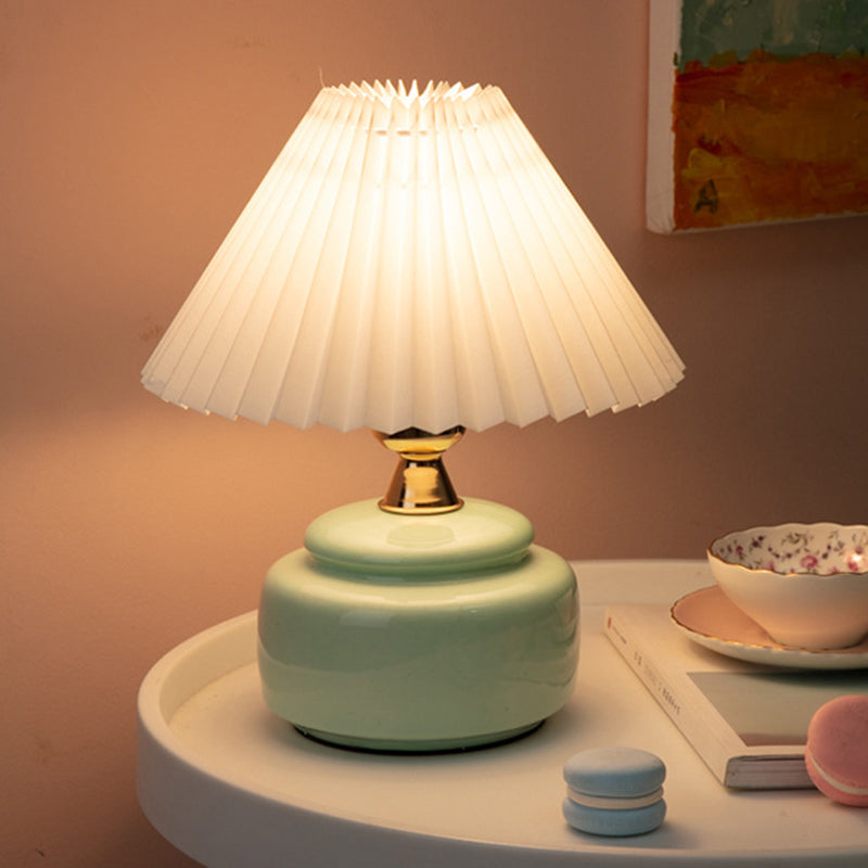 Round Ceramic Pleated Fabric Table Lamp