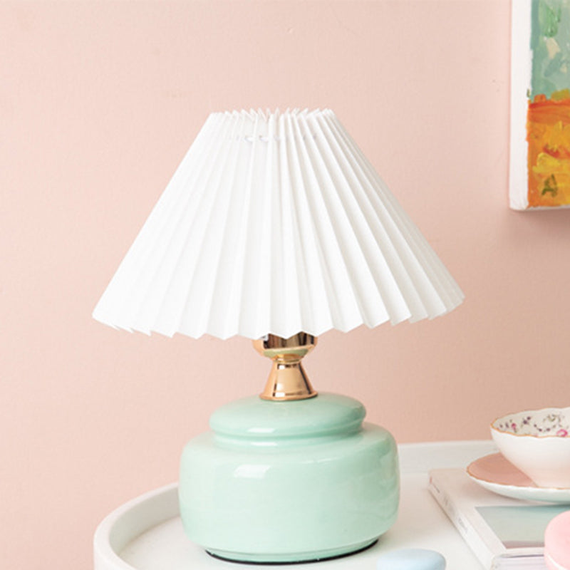Round Ceramic Pleated Fabric Table Lamp
