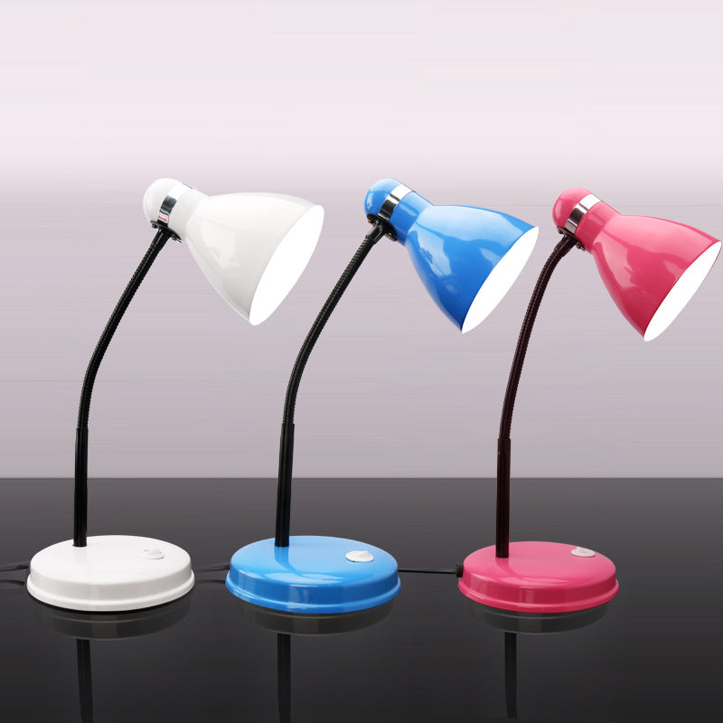 Round Horn Shape Iron Table Lamp