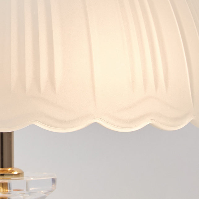 Half Circle Lace Dome Table Lamp