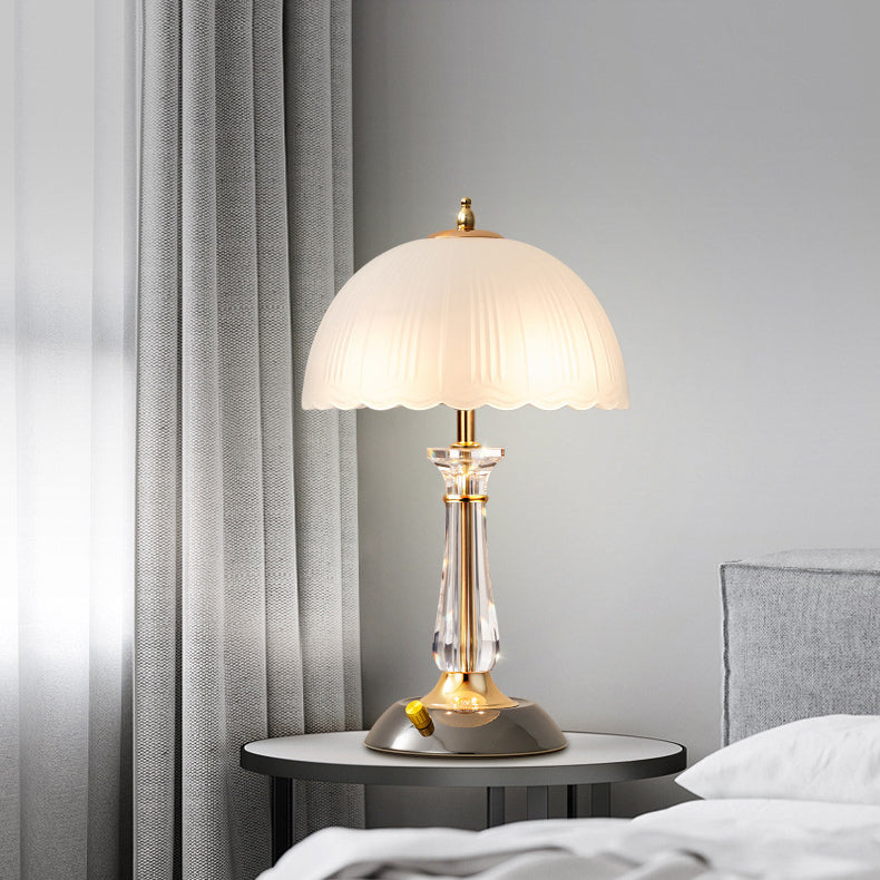 Half Circle Lace Dome Table Lamp