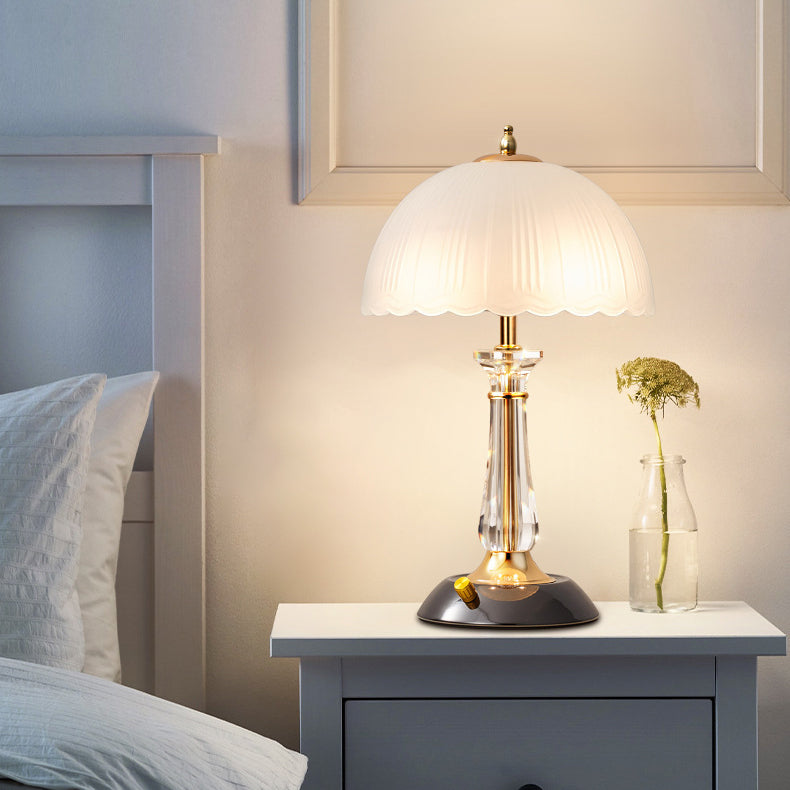 Half Circle Lace Dome Table Lamp