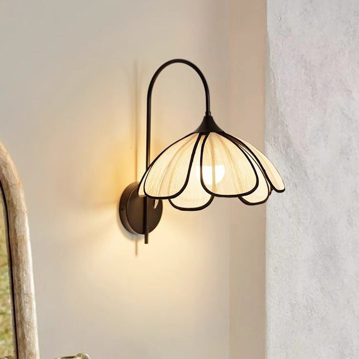 Dome Petal Fiber Woven Wall Lamp