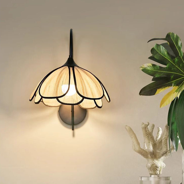 Dome Petal Fiber Woven Wall Lamp