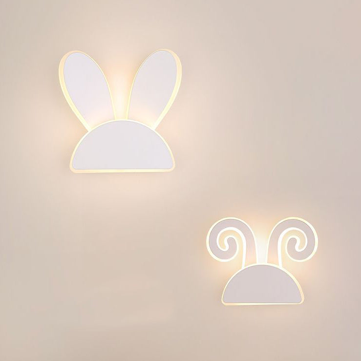 Half Round Antlers Bunny Wall Lamp