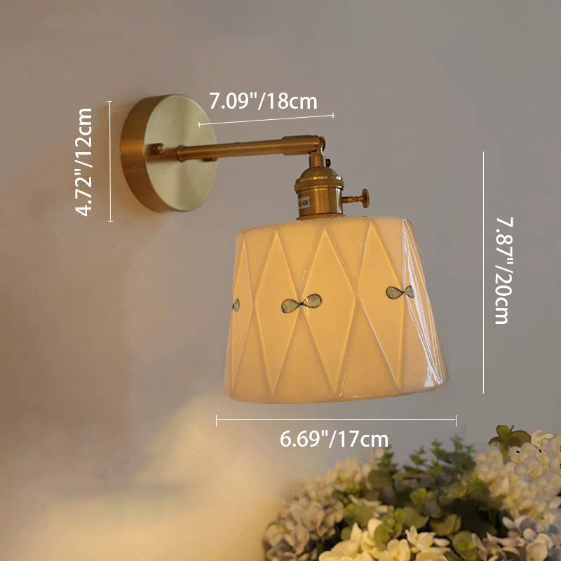 Round Bow Diamond Print Wall Lamp