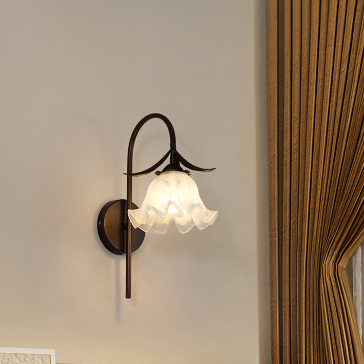 Curved Pole Bellflower Iron Wall Lamp