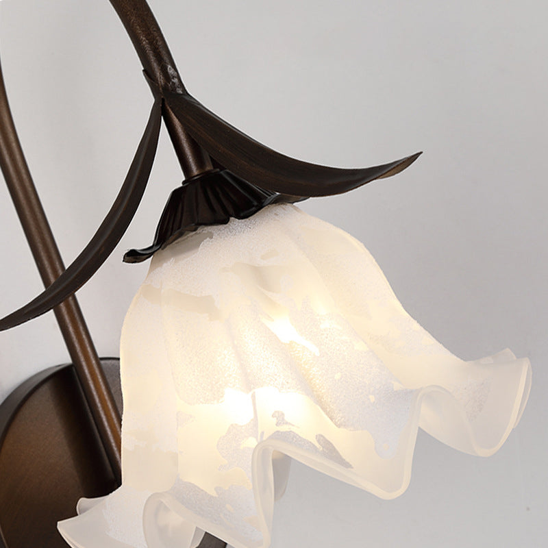Curved Pole Bellflower Iron Wall Lamp