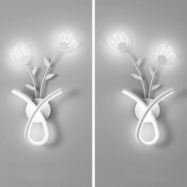 Line Flower Iron Frame Wall Lamp