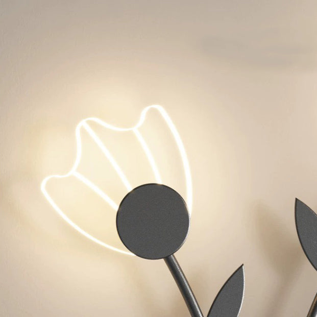 Line Flower Iron Frame Wall Lamp