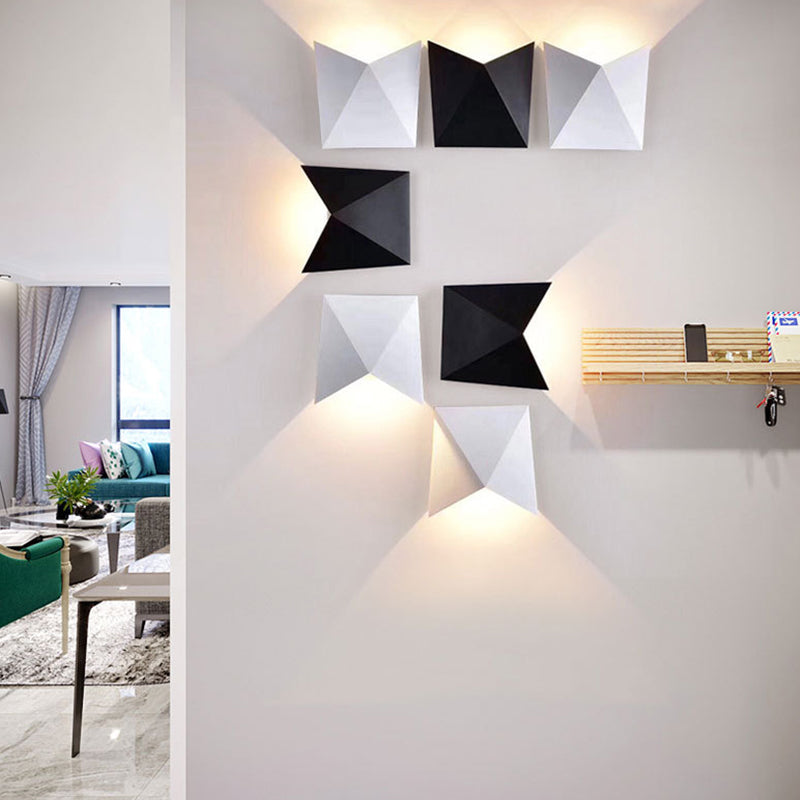 Irregular Shape Aluminum Living Wall Lamp