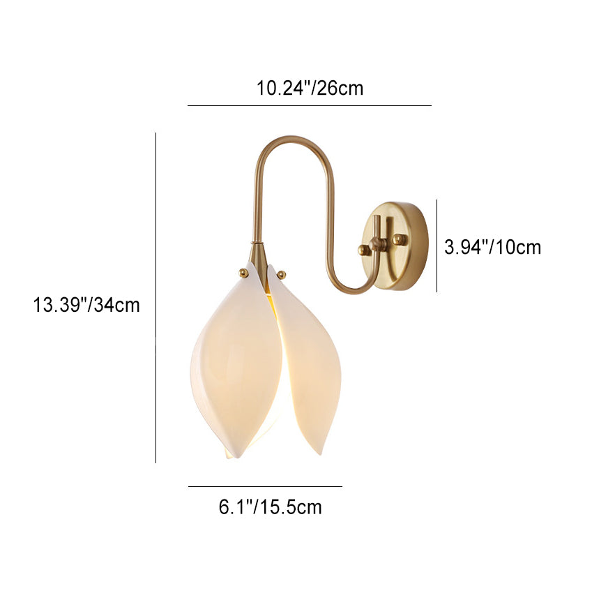 Curved Pole Flower Petal Wall Lamp
