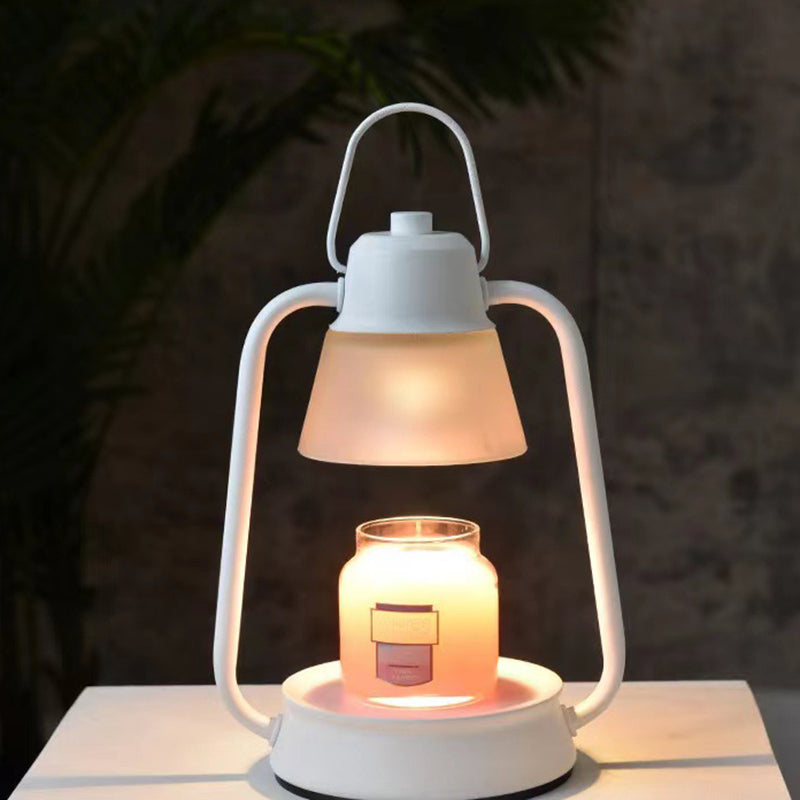 Round Horse Shape Iron Table Lamp