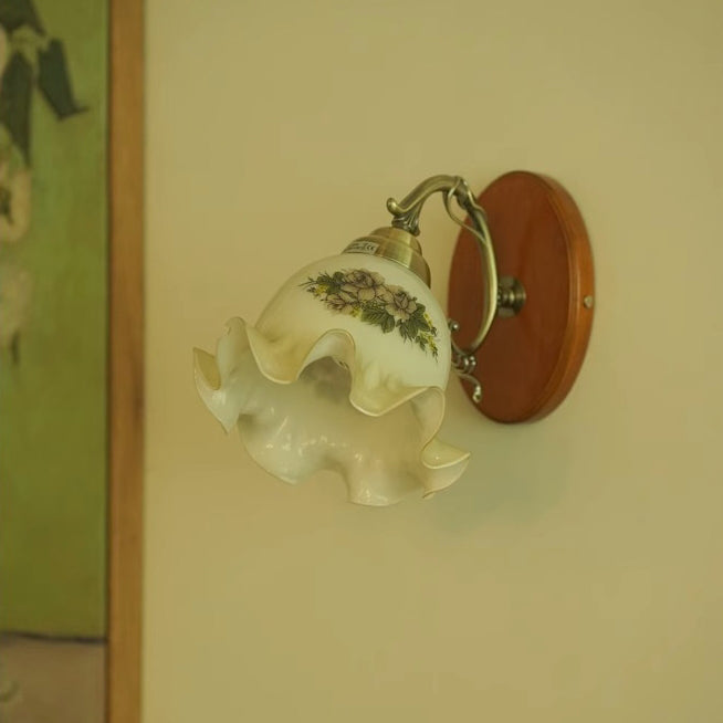 Floral Glass Solid Wood Wall Lamp