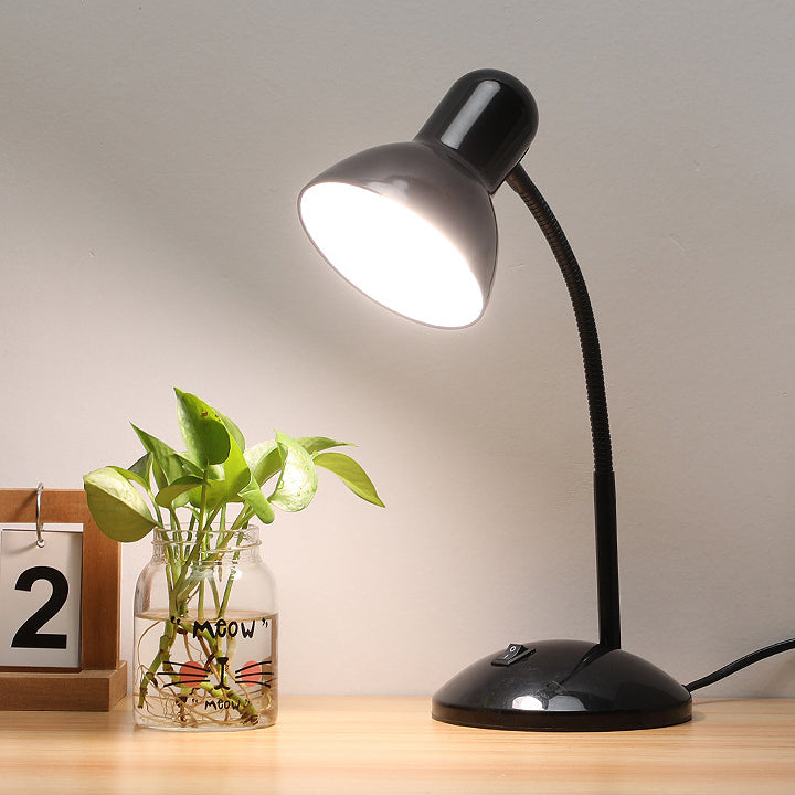 Round Horn Shape Iron Table Lamp
