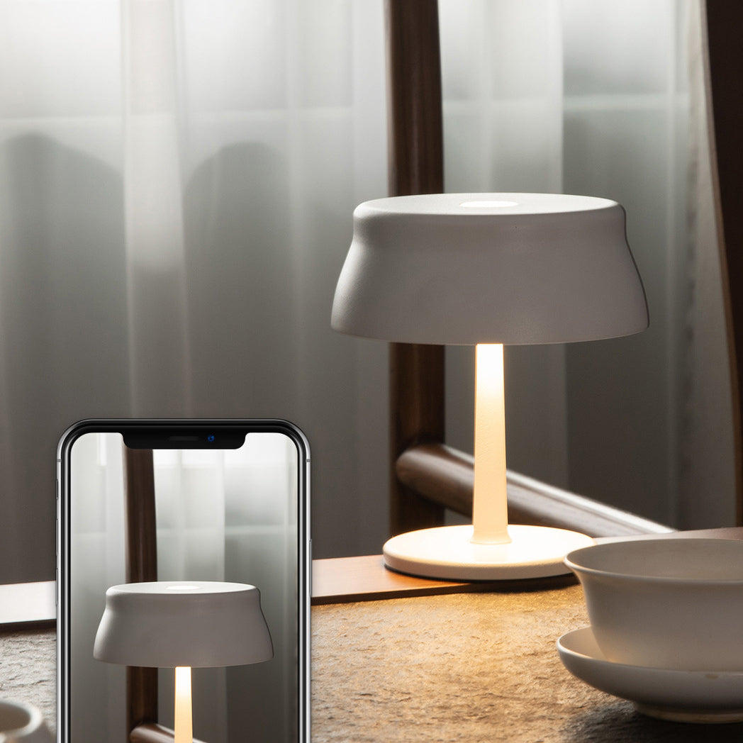Round Aluminum Bedroom Table Lamp