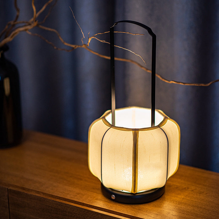 Round Lantern Shape Metal Table Lamp