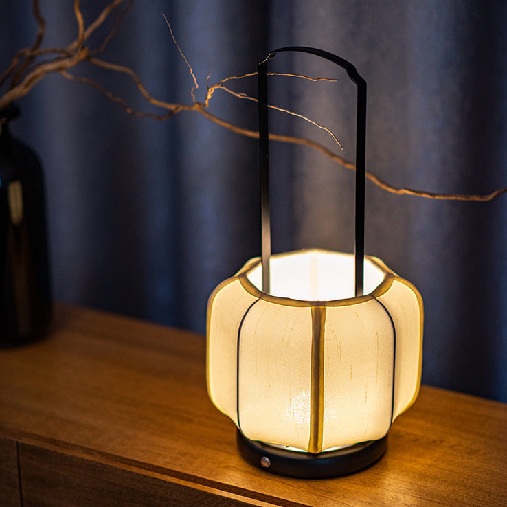Round Lantern Shape Metal Table Lamp