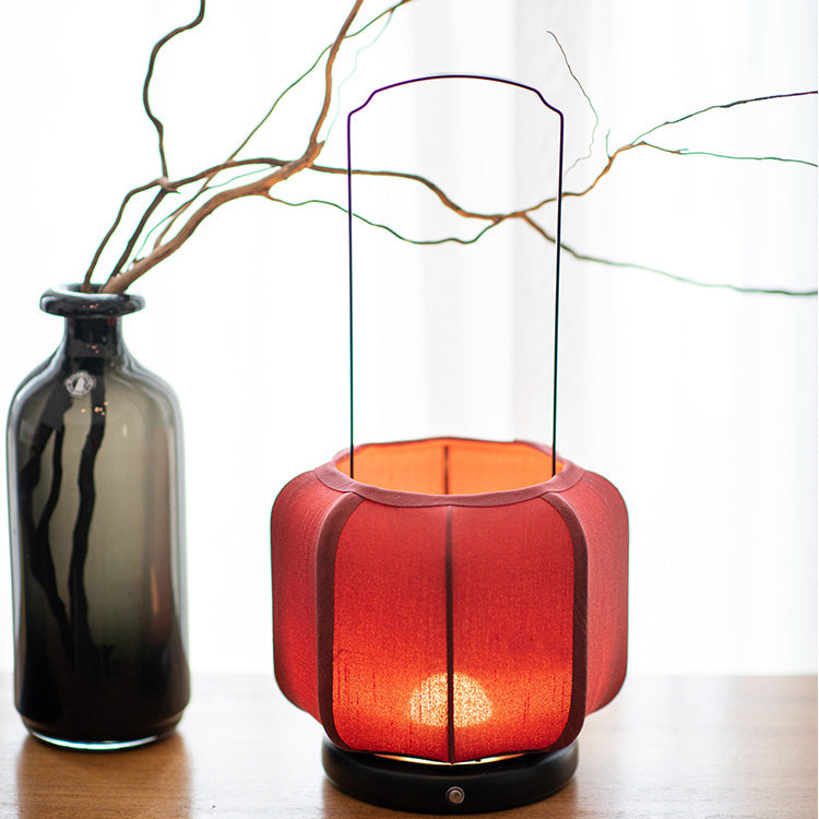 Round Lantern Shape Metal Table Lamp