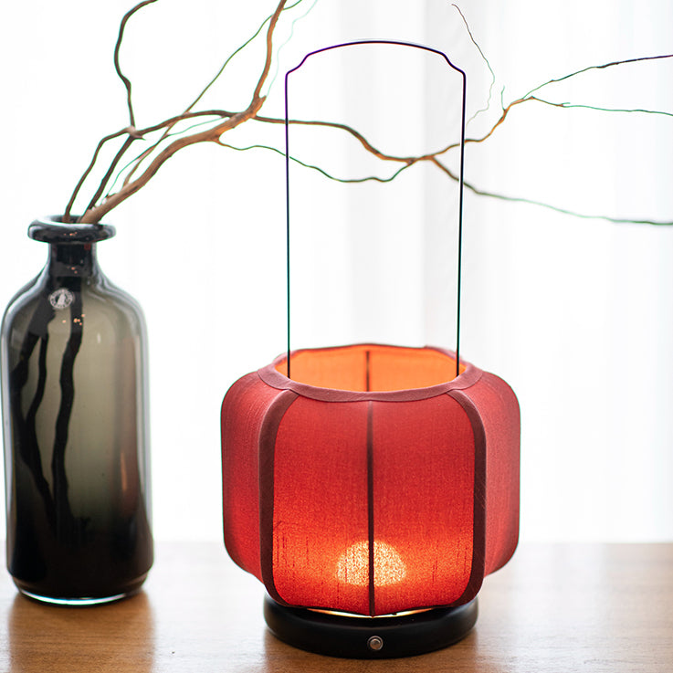 Round Lantern Shape Metal Table Lamp