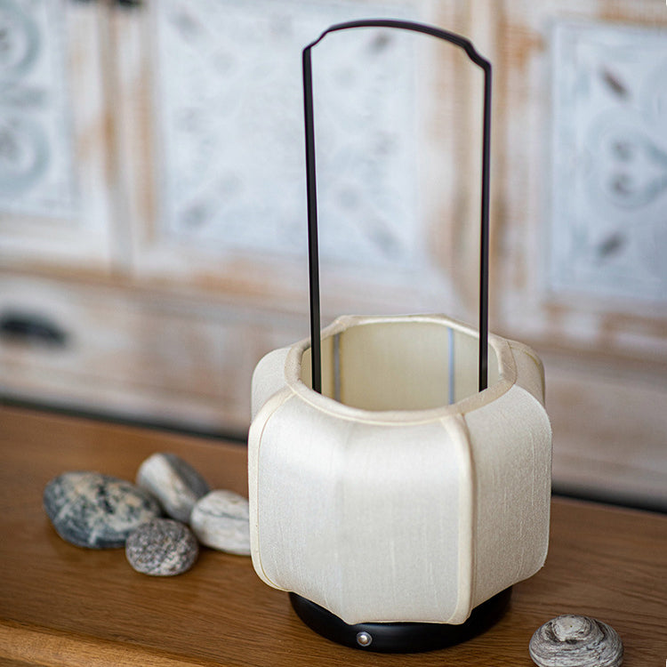 Round Lantern Shape Metal Table Lamp