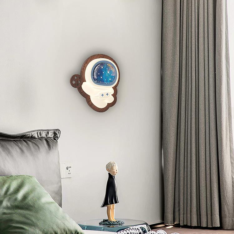 Astronaut Wood PE Bedroom Wall Lamp