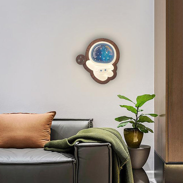 Astronaut Wood PE Bedroom Wall Lamp