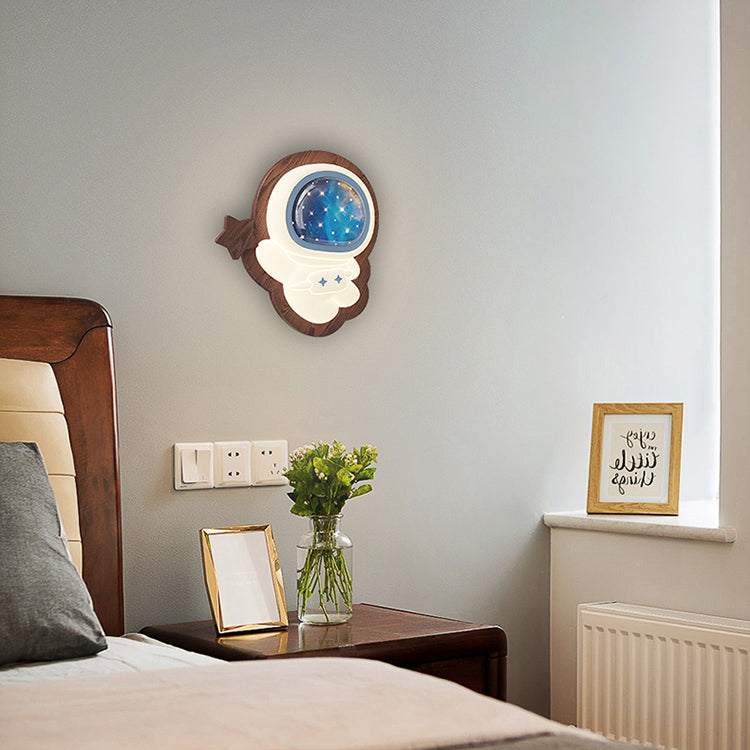 Astronaut Wood PE Bedroom Wall Lamp