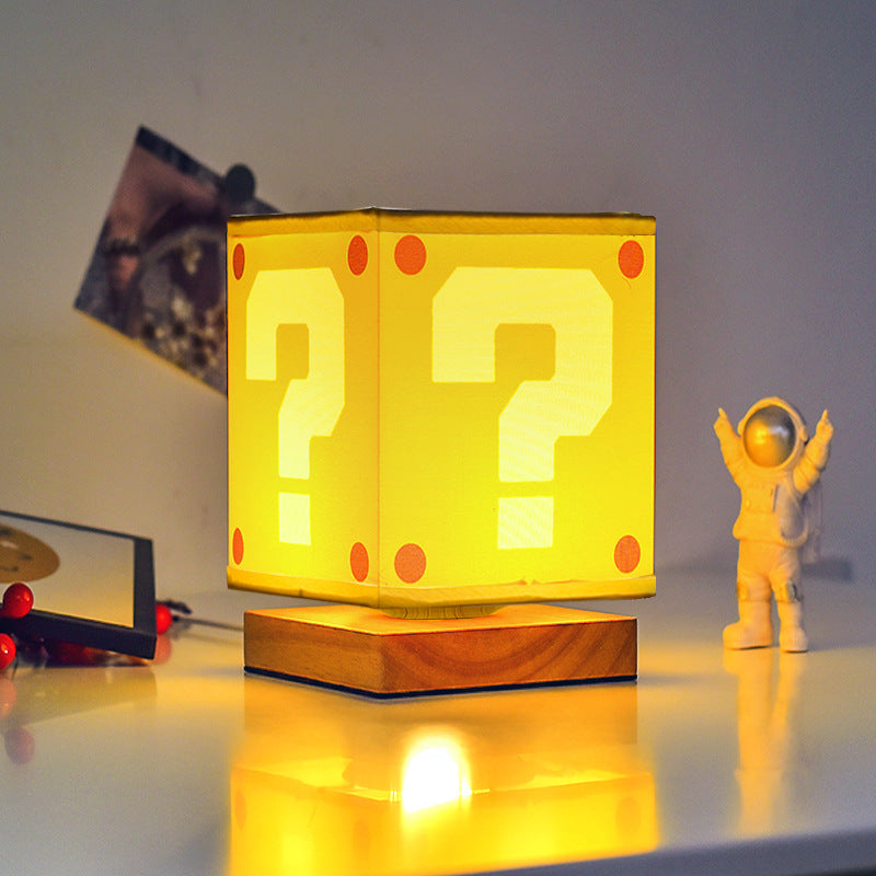 Square Floral Fabric Solid Table Lamp