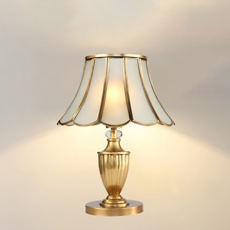 Round Lace Copper Glass Table Lamp