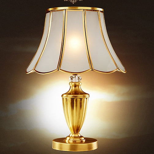 Round Lace Copper Glass Table Lamp