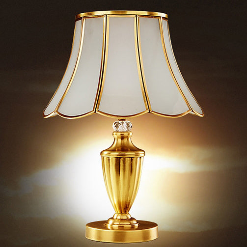 Round Lace Copper Glass Table Lamp