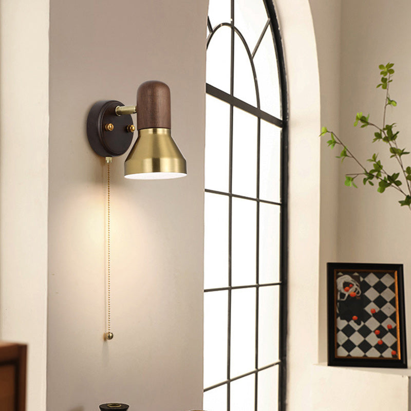 Round Horn Shape Hardware Wall Lamp